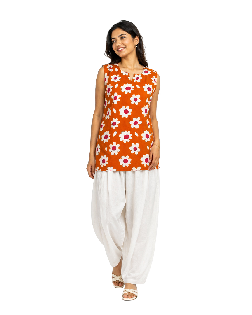 Sleeveless Daisy Printed Short Kurti And Farshi Salwar